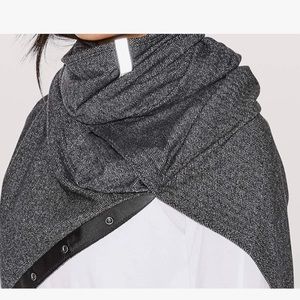Lululemon Vinyasa Scarf